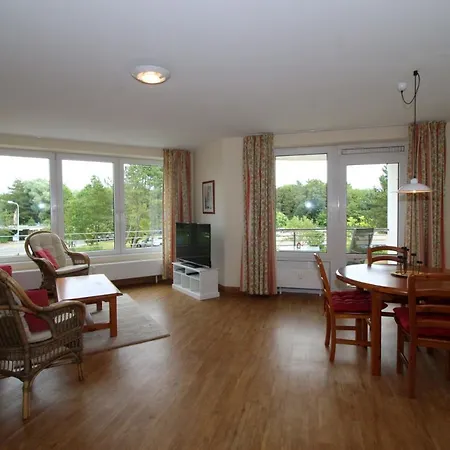 Kurpark-residenz 110 *